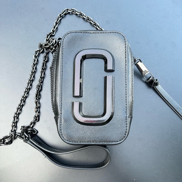 Marc Jacobs Black Crossbody - Picture 6 of 10